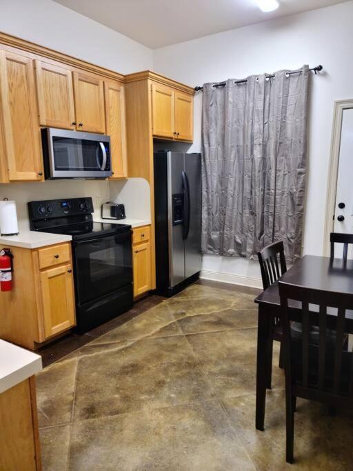 Chateau 13 Hammond Bagian luar foto