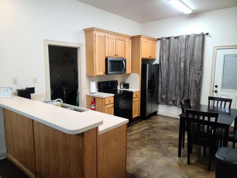 Chateau 13 Hammond Bagian luar foto